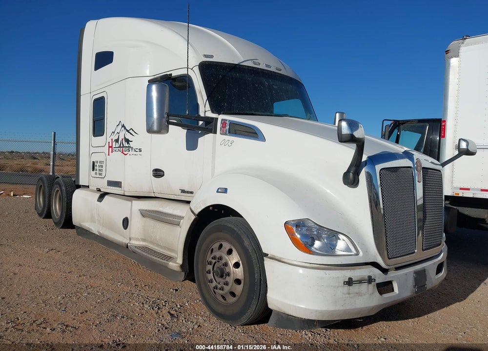 2019 KENWORTH T680 VIN: 1XKYD49X8KJ286020