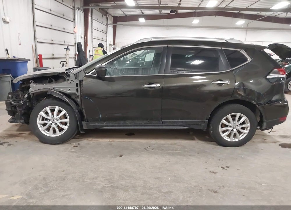 2017 NISSAN ROGUE SV VIN: JN8AT2MV8HW277926