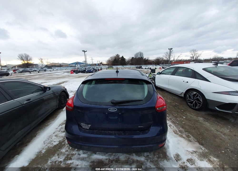 2017 FORD FOCUS SEL VIN: 1FADP3M24HL340987