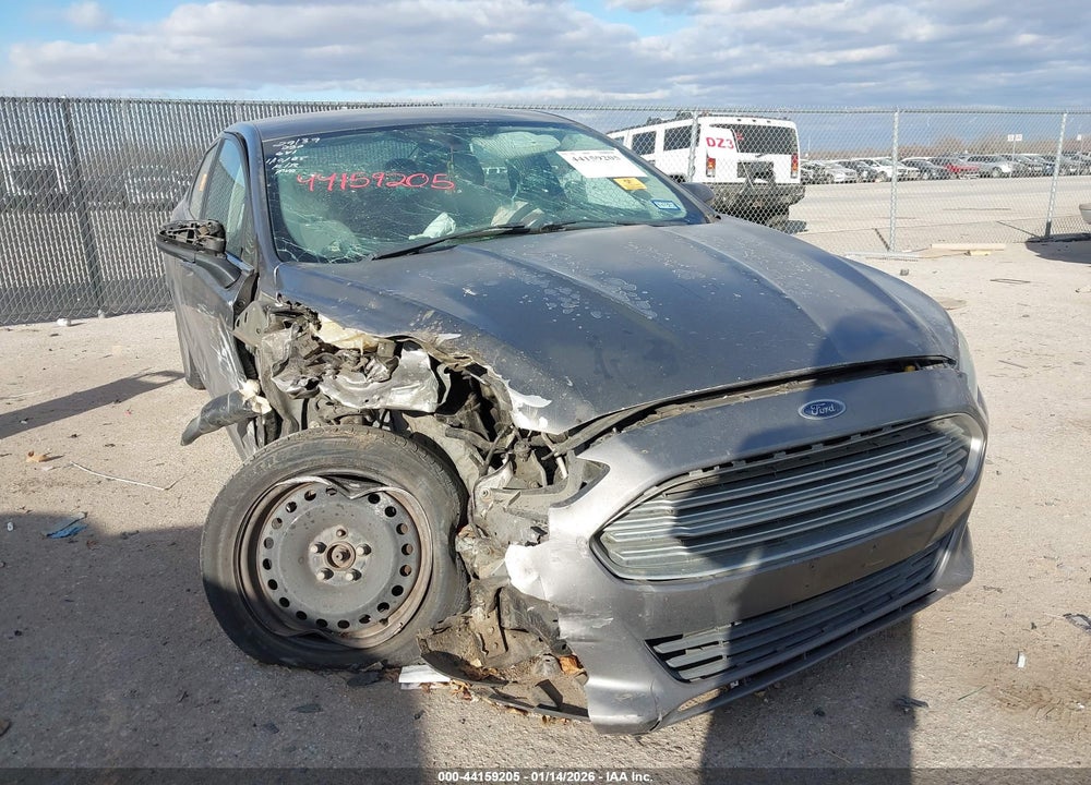 2014 FORD FUSION S VIN: 1FA6P0G76E5375593