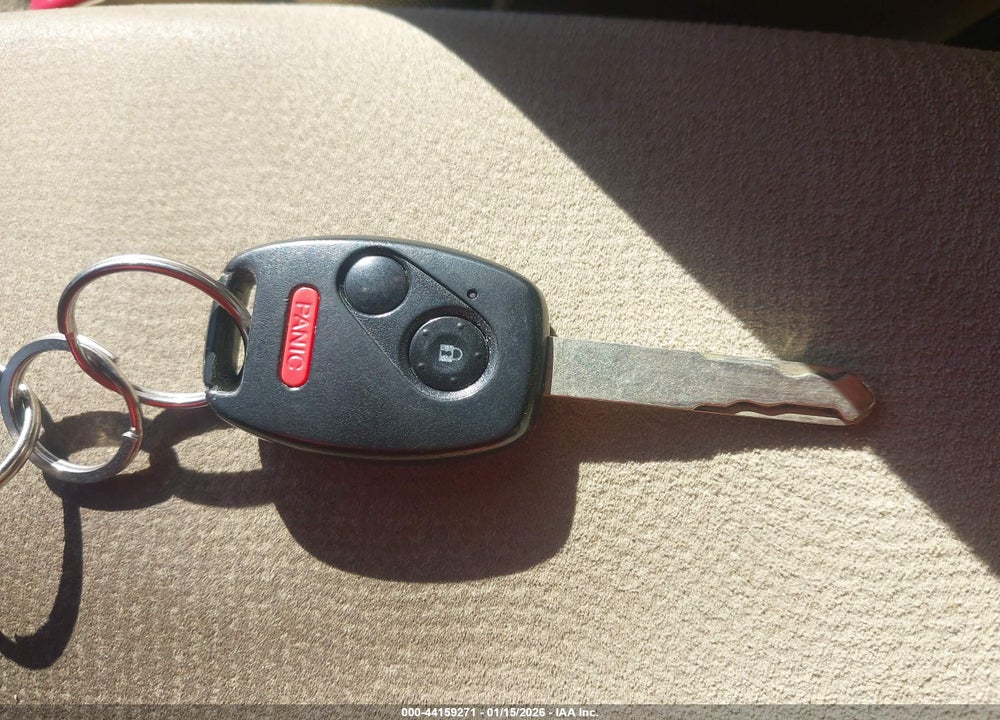 2008 HONDA CIVIC LX VIN: 1HGFA16528L051611