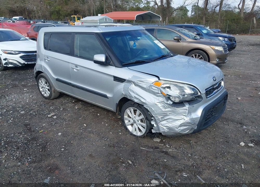 2013 KIA SOUL + VIN: KNDJT2A64D7756793