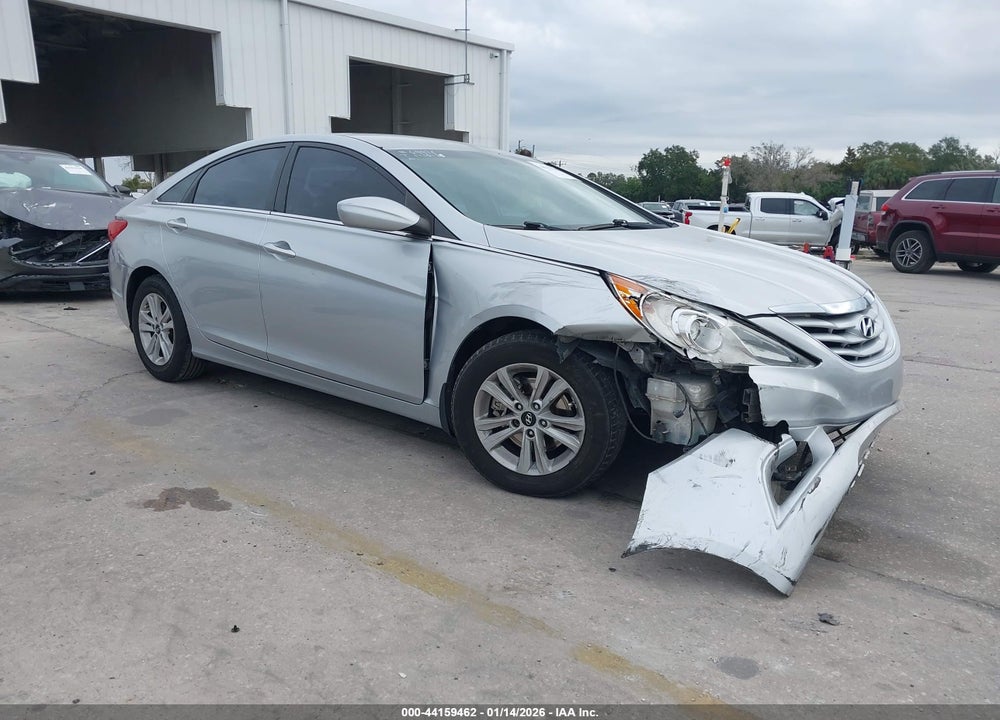 2013 HYUNDAI SONATA GLS VIN: 5NPEB4AC5DH551789