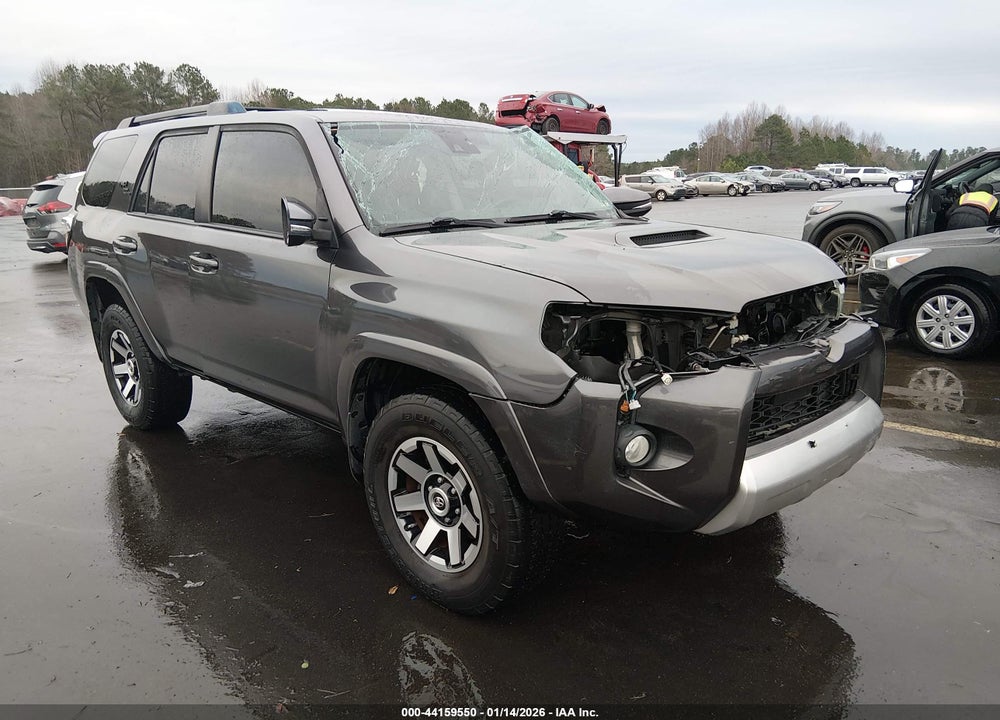 2020 TOYOTA 4RUNNER TRD OFF ROAD PREMIUM VIN: JTEBU5JR9L5776685