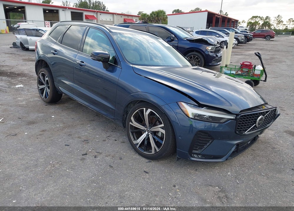 2024 VOLVO XC60 B5 ULTIMATE DARK THEME VIN: YV4L12RM5R1836709
