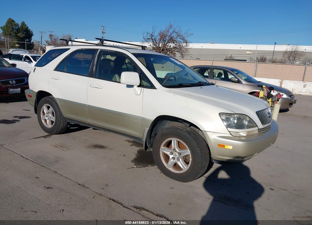 2000 LEXUS RX 300 VIN: JT6HF10U8Y0132355