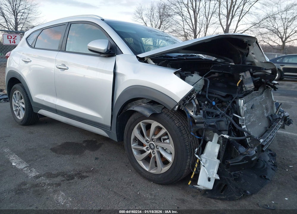 2017 HYUNDAI TUCSON SE VIN: KM8J3CA40HU540351