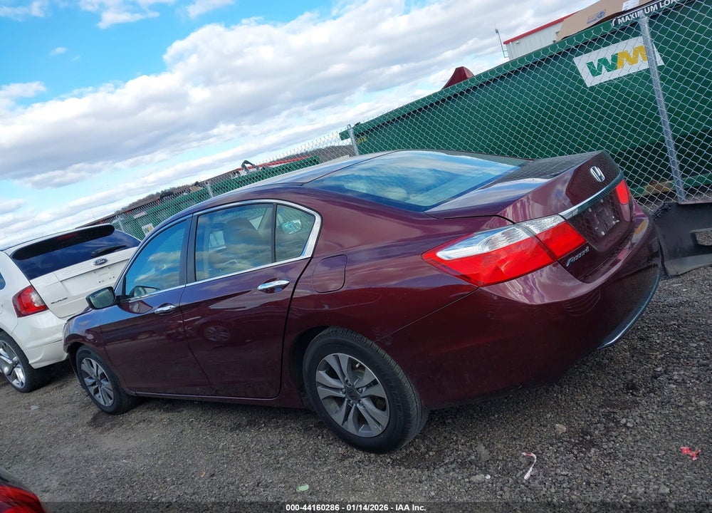 2015 HONDA ACCORD VIN: 1HGCR2F39FA201030