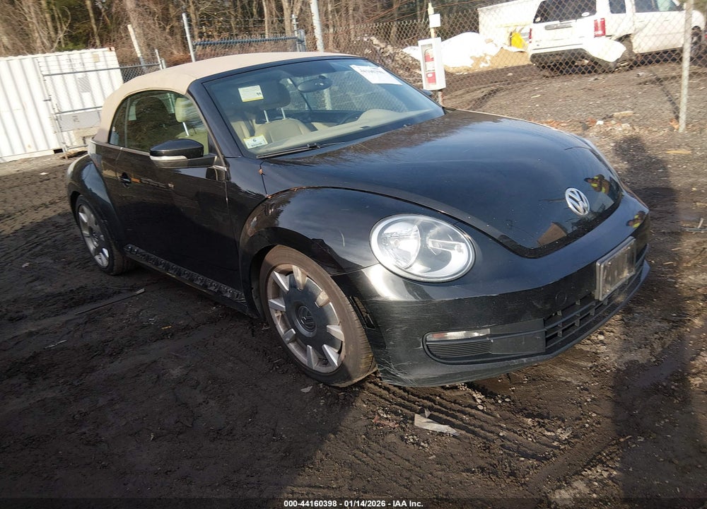 2014 VOLKSWAGEN BEETLE 2.5L VIN: 3VW5P7ATXEM801927