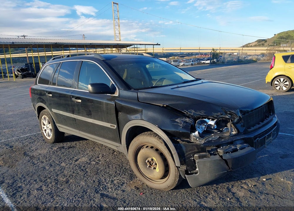 2005 VOLVO XC90 VIN: YV1CN592451196150