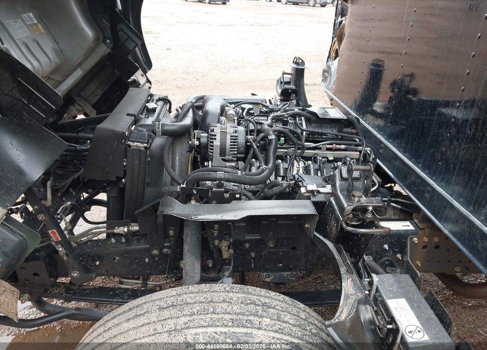 2018 ISUZU NPR HD VIN: 54DC4W1B8JS810899