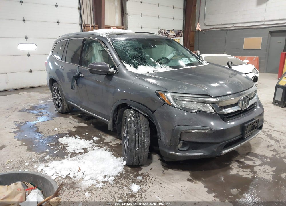 2020 HONDA PILOT AWD TOURING 8 PASSENGER VIN: 5FNYF6H9XLB033035