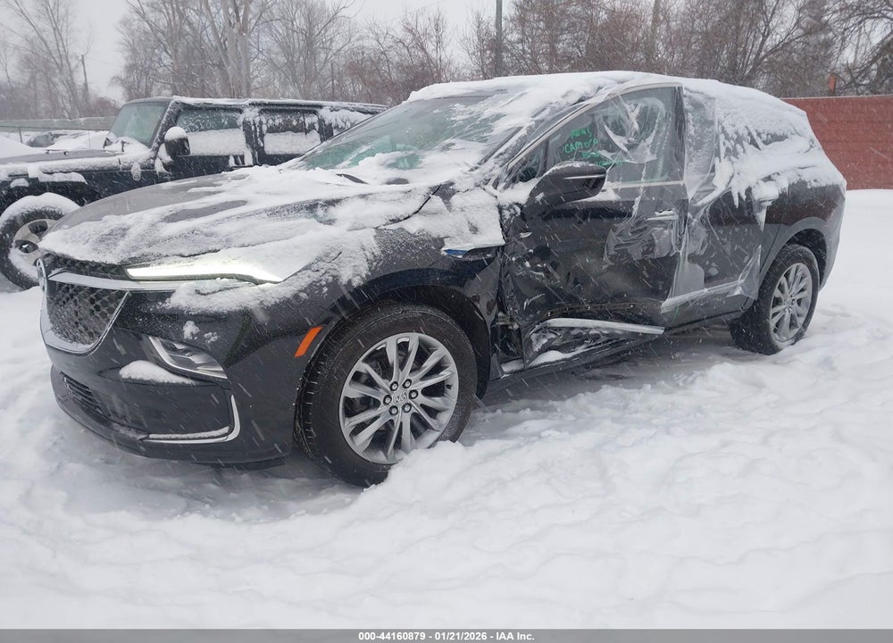 2024 BUICK ENCLAVE AVENIR AWD VIN: 5GAEVCKW4RJ130673