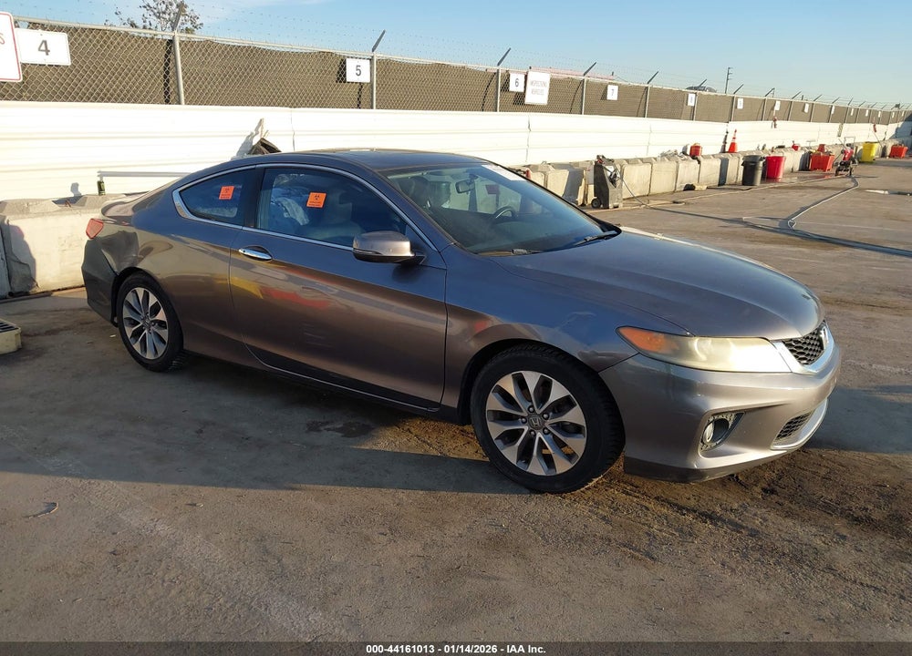 2014 HONDA ACCORD EX VIN: 1HGCT1B76EA004092