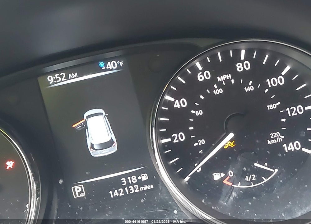 2017 NISSAN ROGUE SL VIN: 5N1AT2MV1HC833468