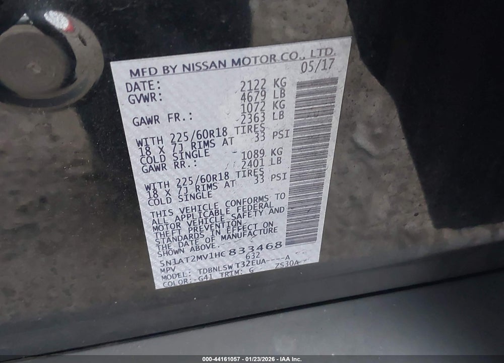 2017 NISSAN ROGUE SL VIN: 5N1AT2MV1HC833468