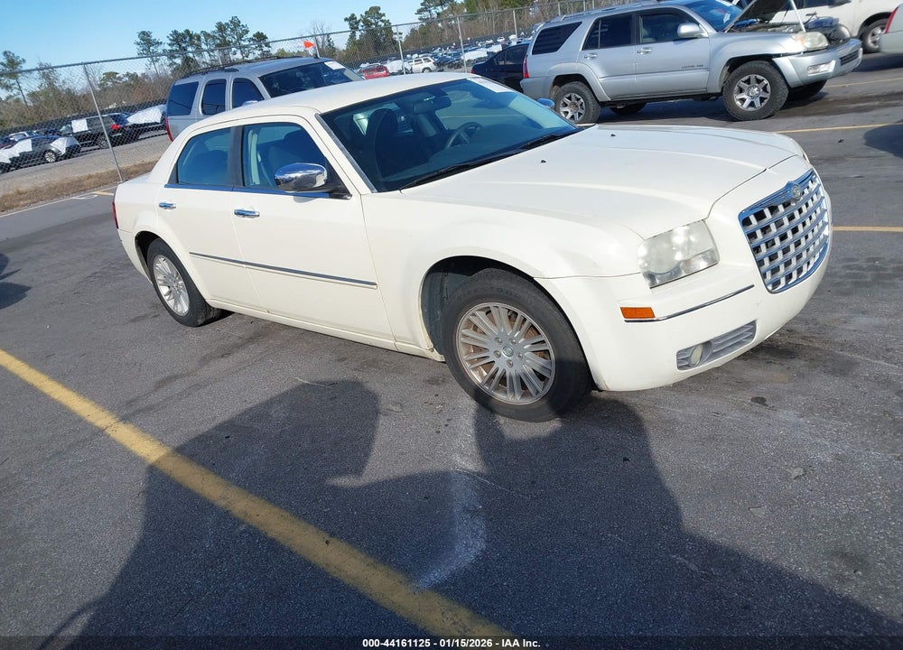 2010 CHRYSLER 300 TOURING VIN: 2C3CA4CDXAH133902