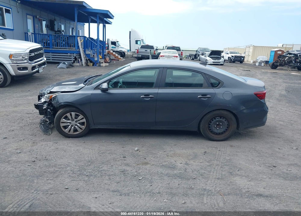2021 KIA FORTE FE VIN: 3KPF24ADXME314782