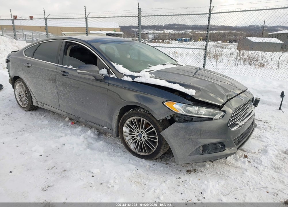2015 FORD FUSION SE VIN: 3FA6P0T96FR145879
