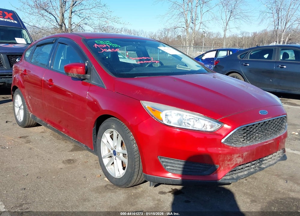 2018 FORD FOCUS SE VIN: 1FADP3K28JL320606