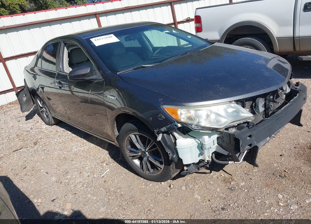 2014 TOYOTA CAMRY HYBRID LE VIN: 4T1BD1FK2EU137657