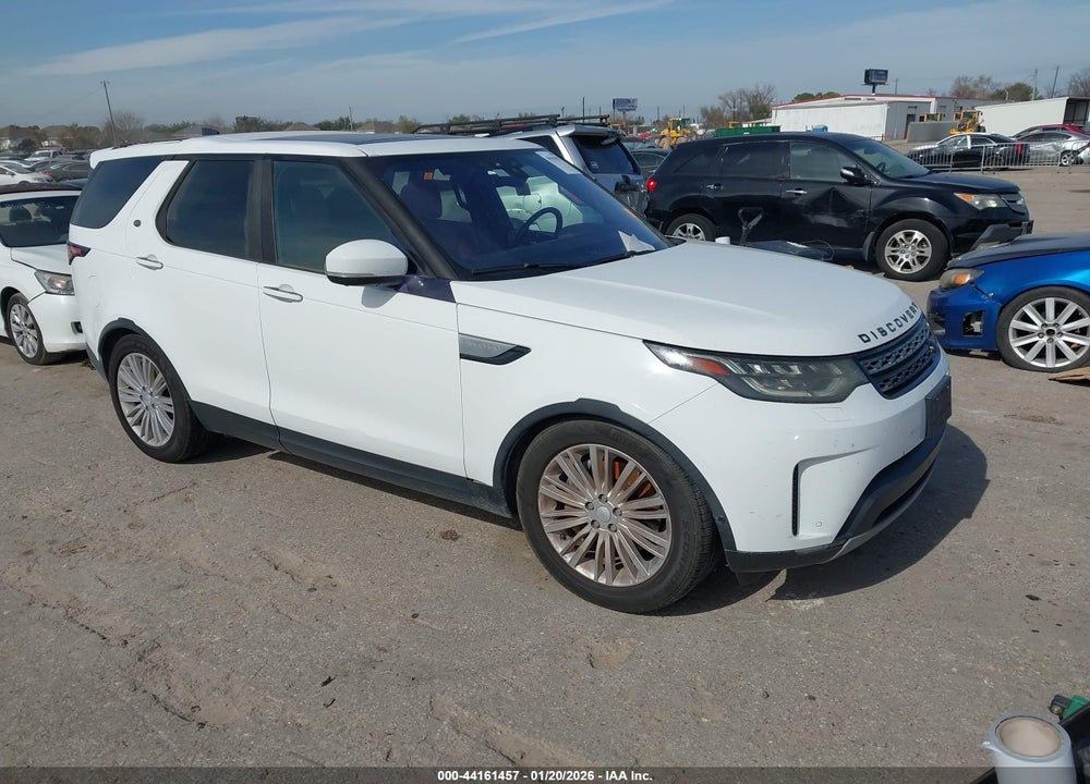 2018 LAND ROVER DISCOVERY HSE LUXURY VIN: SALRT2RV8JA061920