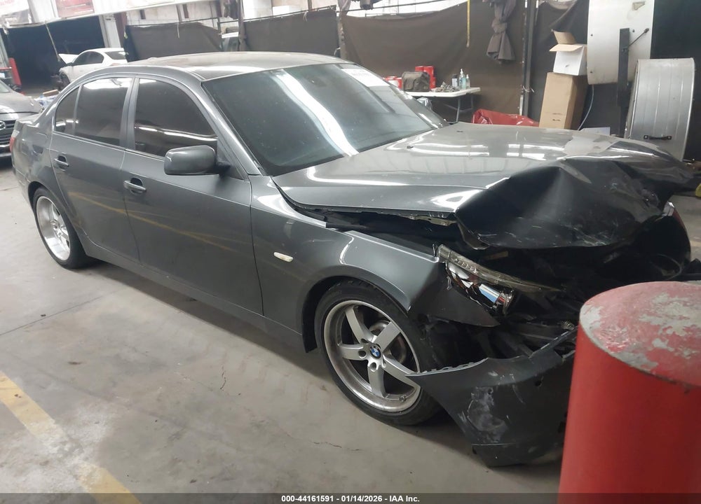 2007 BMW 550I VIN: WBANB53517CP07764