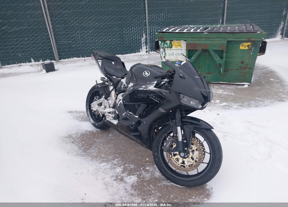 2014 HONDA CBR600 RR VIN: JH2PC4009EK700275