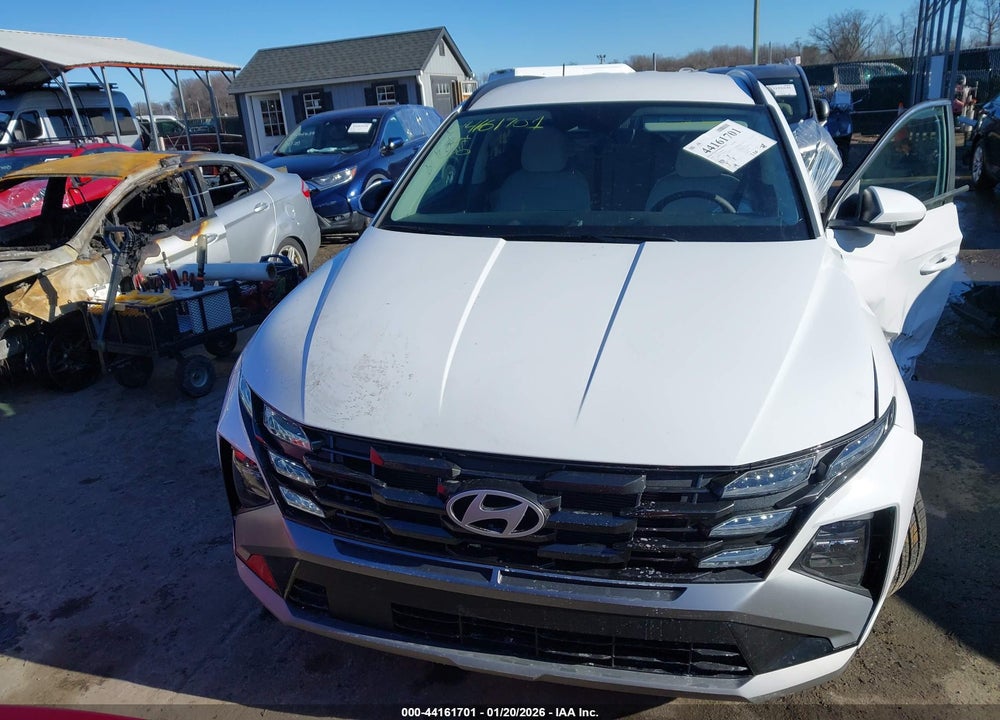 2026 HYUNDAI TUCSON SEL VIN: 5NMJBCDE1TH656847