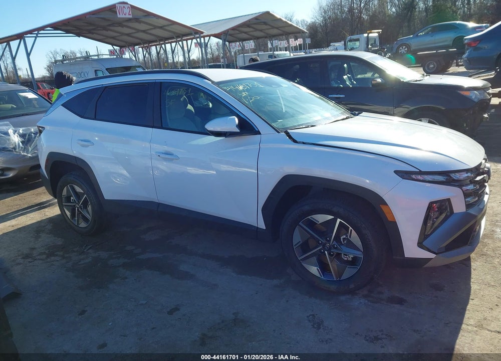 2026 HYUNDAI TUCSON SEL VIN: 5NMJBCDE1TH656847