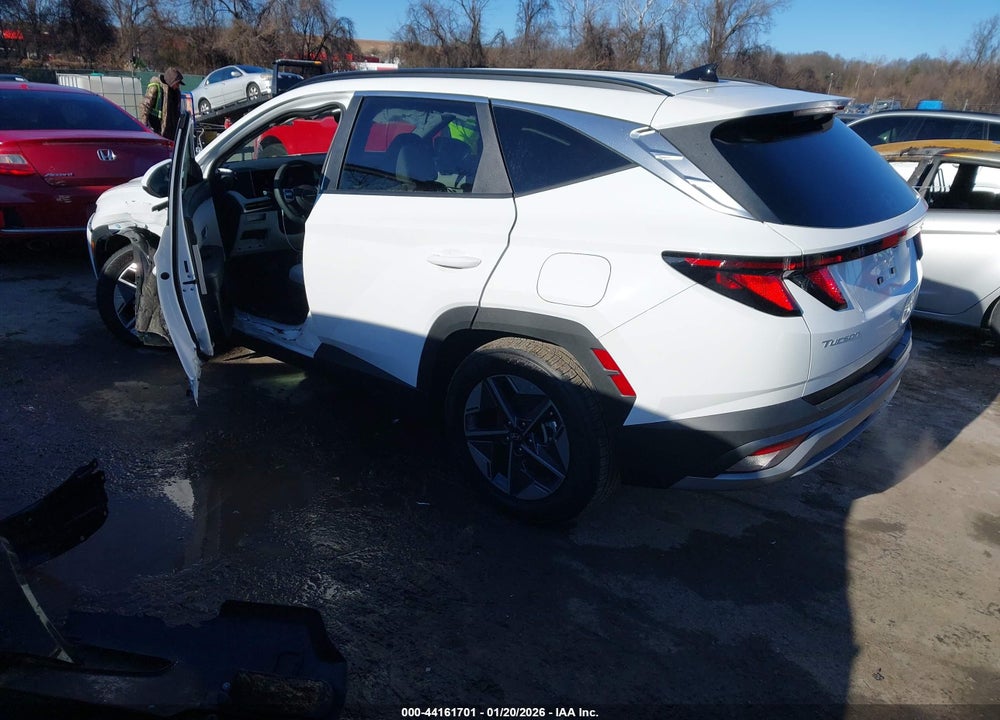 2026 HYUNDAI TUCSON SEL VIN: 5NMJBCDE1TH656847
