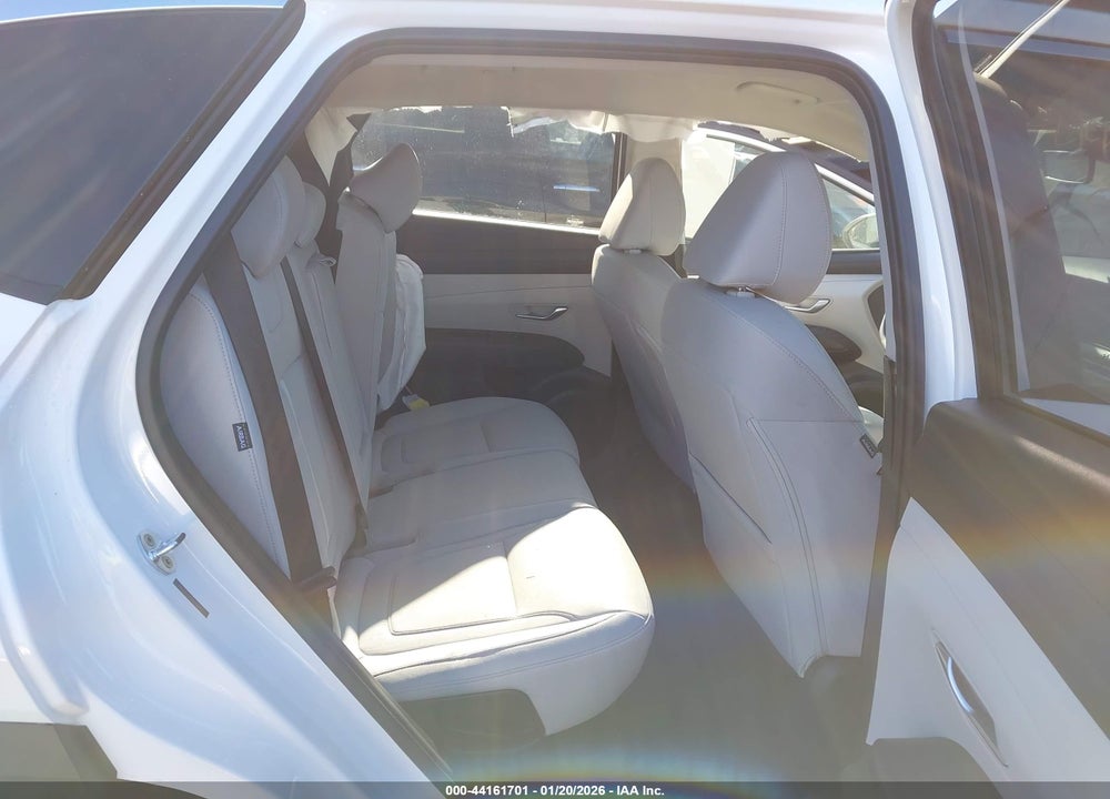 2026 HYUNDAI TUCSON SEL VIN: 5NMJBCDE1TH656847