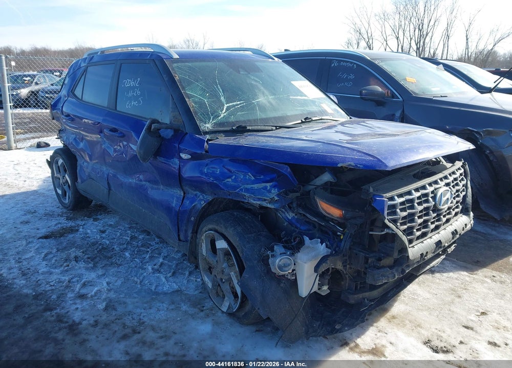 2022 HYUNDAI VENUE SEL VIN: KMHRC8A32NU184021