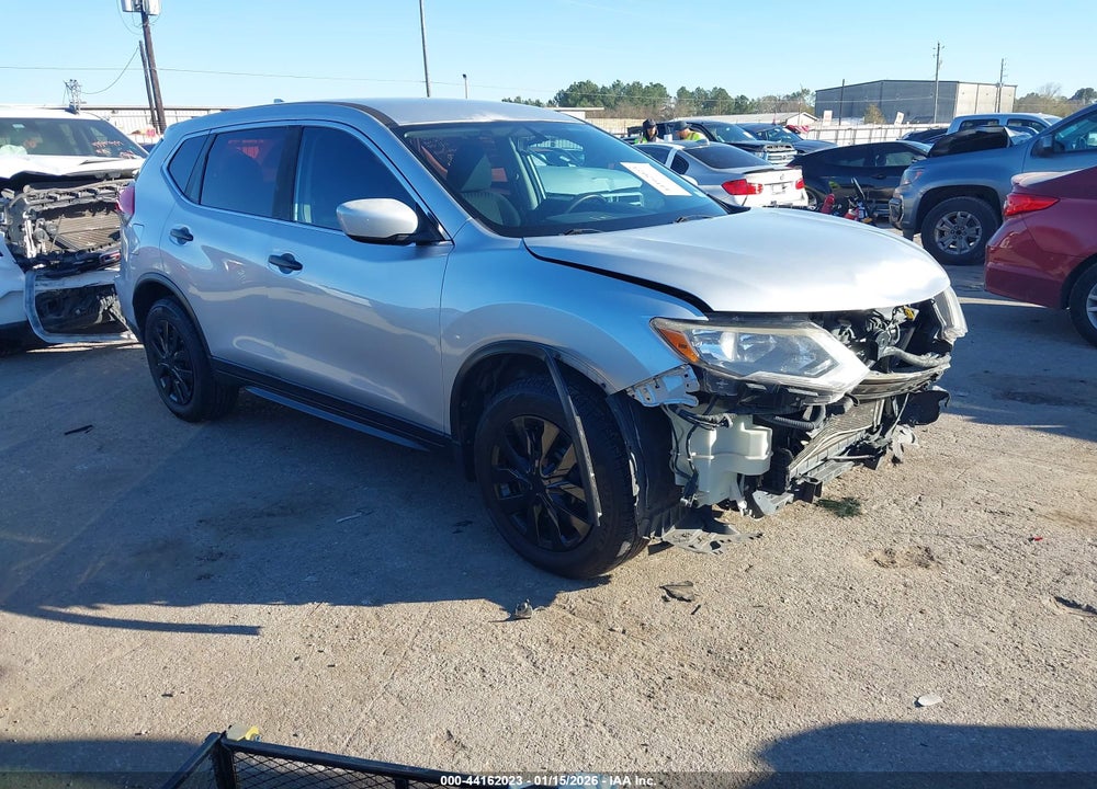 2017 NISSAN ROGUE S VIN: KNMAT2MT4HP565026
