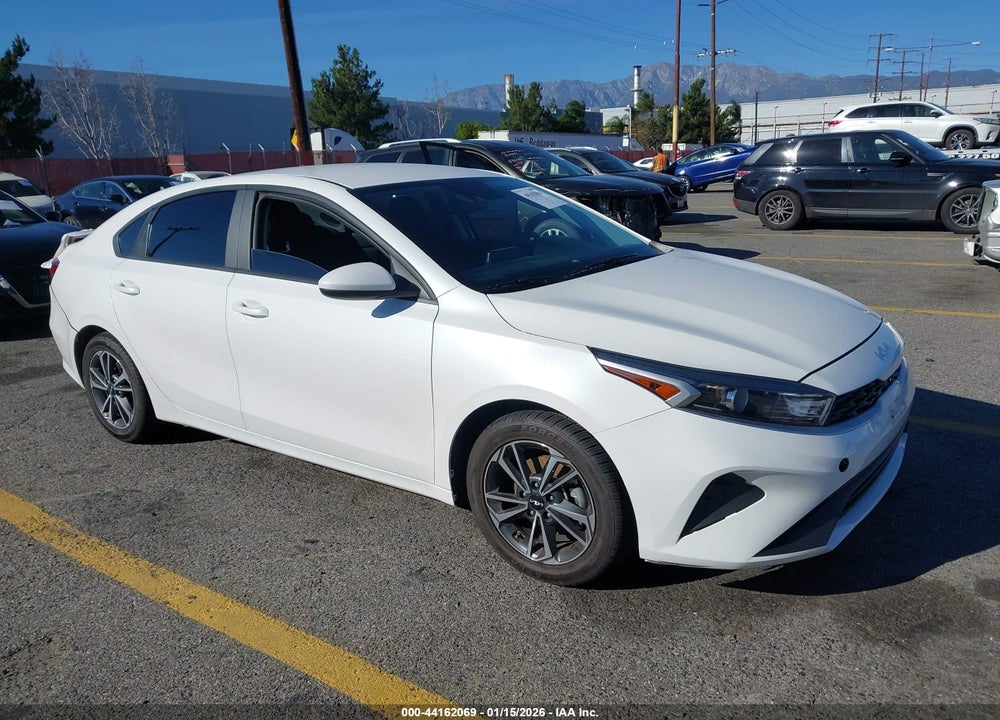 2024 KIA FORTE LXS VIN: 3KPF24AD0RE771589