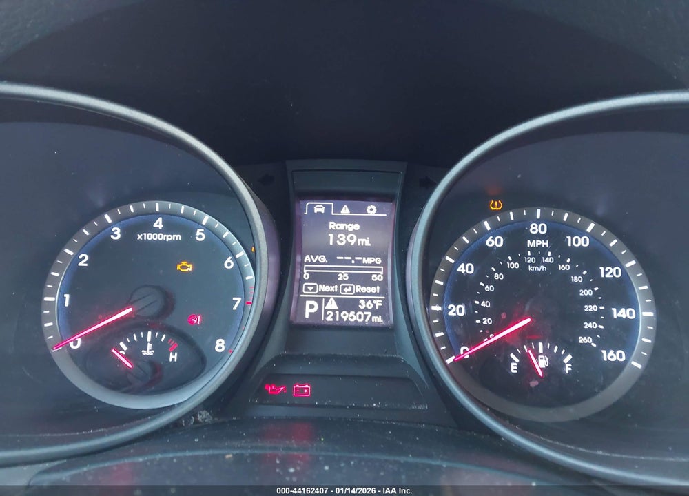 2016 HYUNDAI SANTA FE SPORT 2.4L VIN: 5XYZTDLB1GG322234