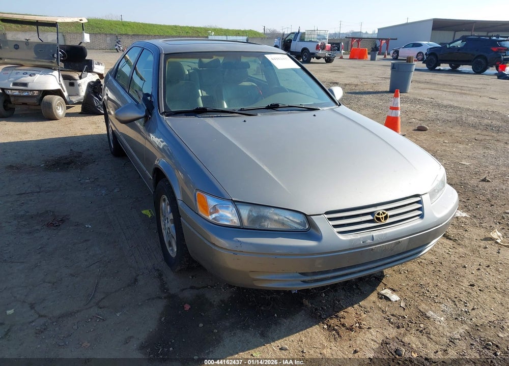 1997 TOYOTA CAMRY XLE V6 VIN: 4T1BF22KXVU032483