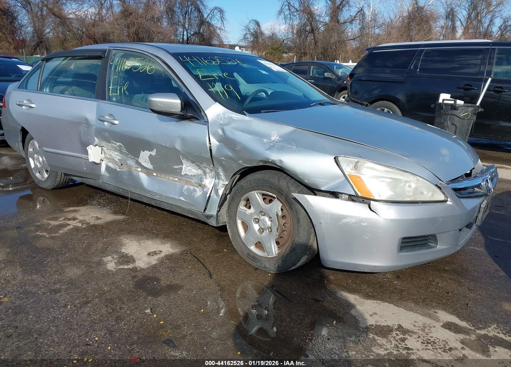 2007 HONDA ACCORD 2.4 LX VIN: 1HGCM56497A012016