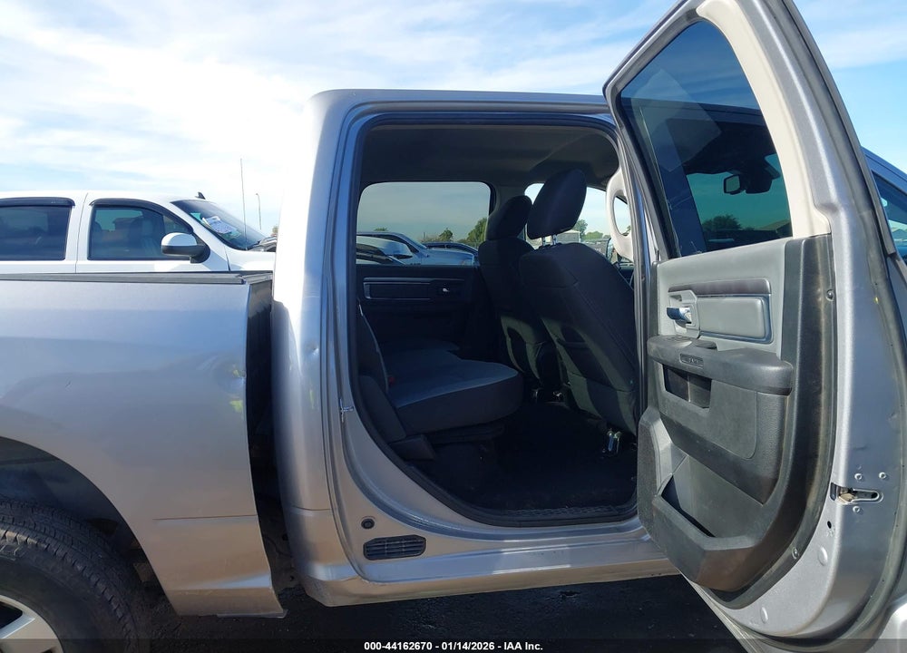 2022 RAM 1500 CLASSIC SLT  4X2 5'7 BOX VIN: 1C6RR6LG1NS198129