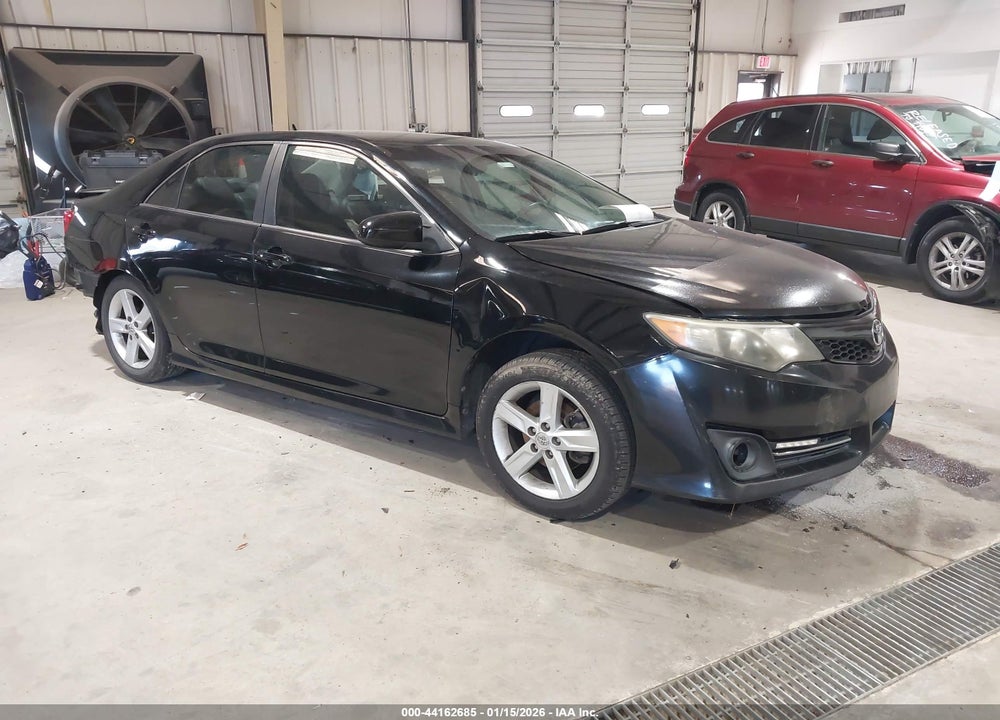 2014 TOYOTA CAMRY SE VIN: 4T1BF1FK0EU439958
