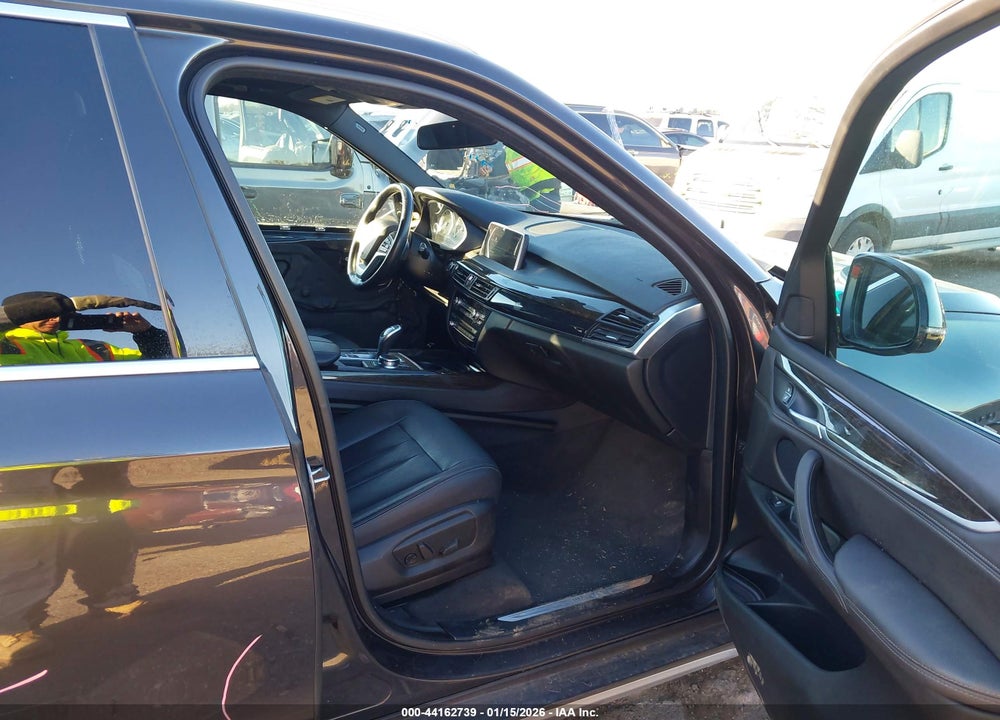 2018 BMW X5 SDRIVE35I VIN: 5UXKR2C51J0Z19359