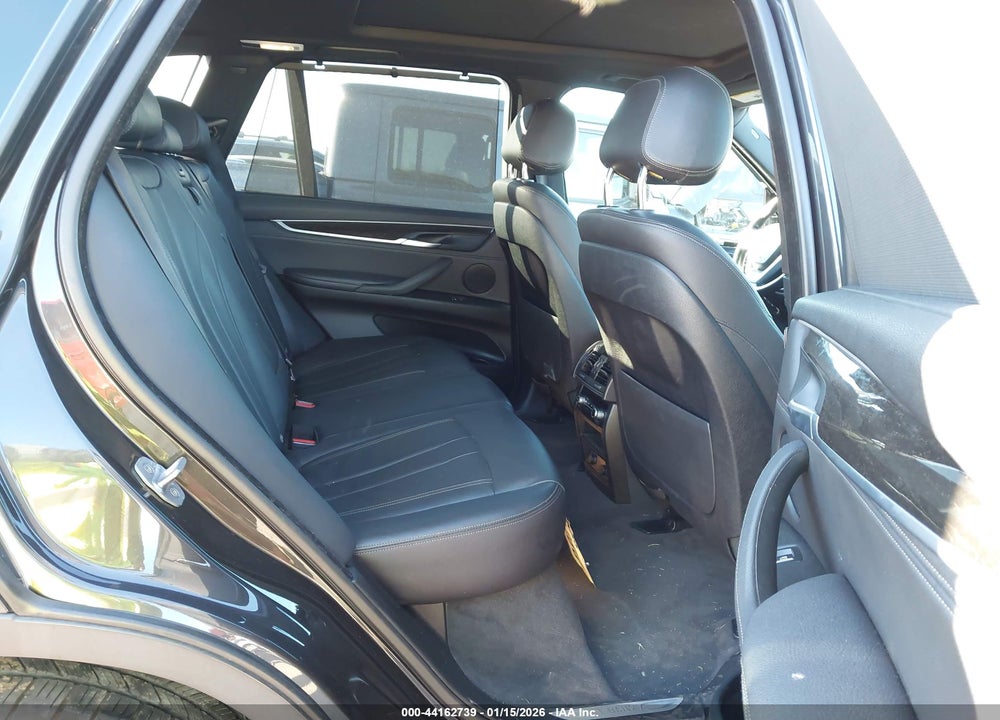2018 BMW X5 SDRIVE35I VIN: 5UXKR2C51J0Z19359