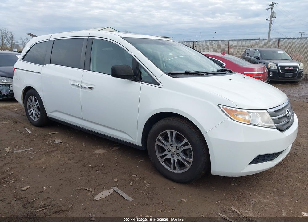 2011 HONDA ODYSSEY EX-L VIN: 5FNRL5H67BB083225