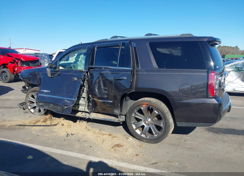 2016 GMC YUKON DENALI VIN: 1GKS2CKJ9GR332717