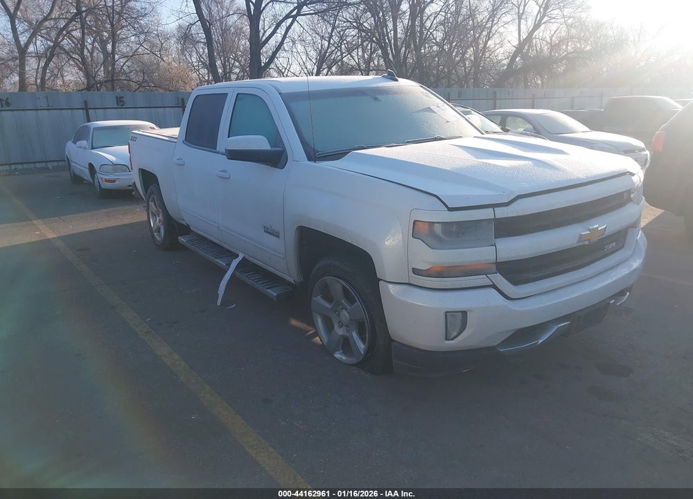 2018 CHEVROLET SILVERADO 1500 2LT VIN: 3GCUKREC6JG277283