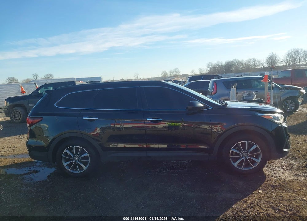 2018 HYUNDAI SANTA FE VIN: KM8SM4HF1JU292292