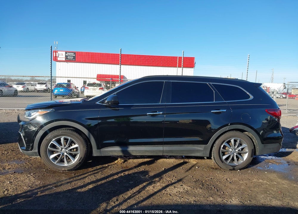 2018 HYUNDAI SANTA FE VIN: KM8SM4HF1JU292292