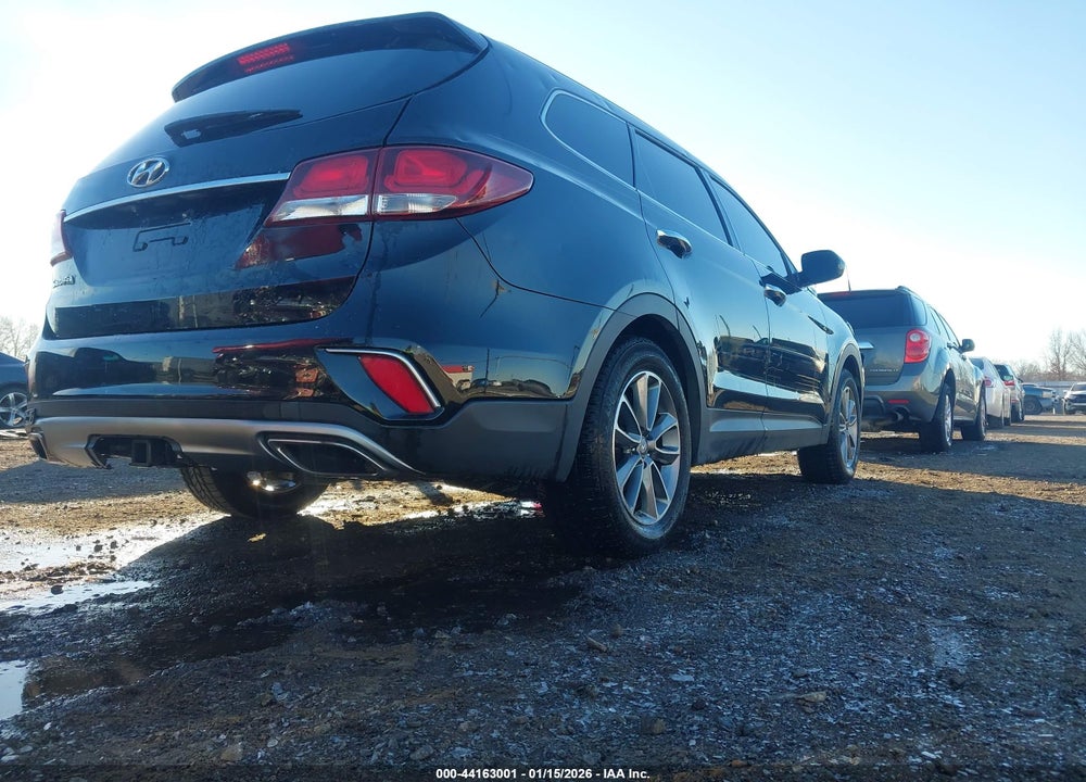 2018 HYUNDAI SANTA FE VIN: KM8SM4HF1JU292292