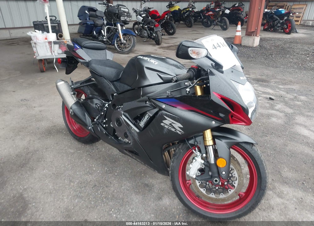 2026 SUZUKI GSX-R750 VIN: JS1GR7MA1T7100095