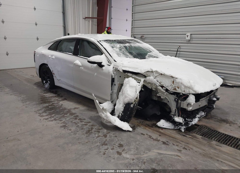 2025 KIA K5 LXS VIN: KNAG24J7XS5293565